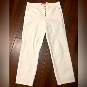 Lilly Pulitzer size 10 Women’s  White Jeans in excellent condition